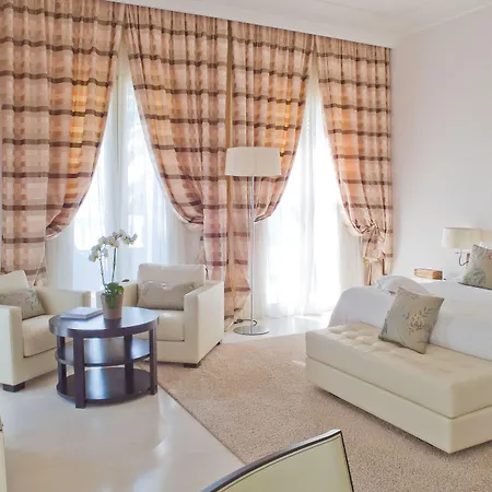 캡 에스텔 호텔 에즈