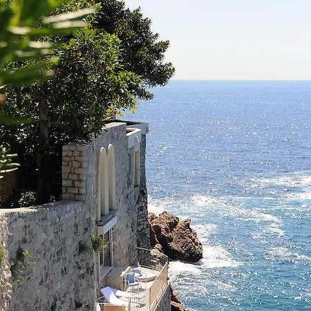 Cap Estel