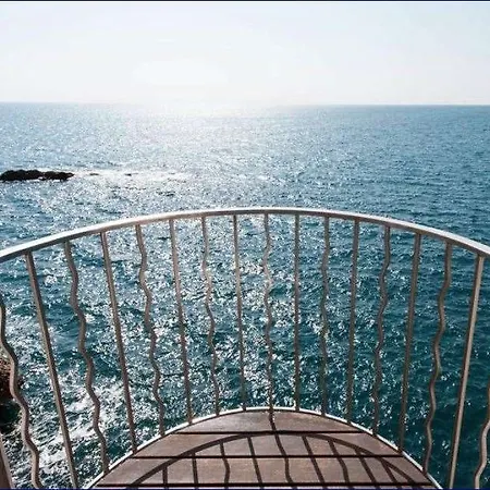 Cap Estel 5*