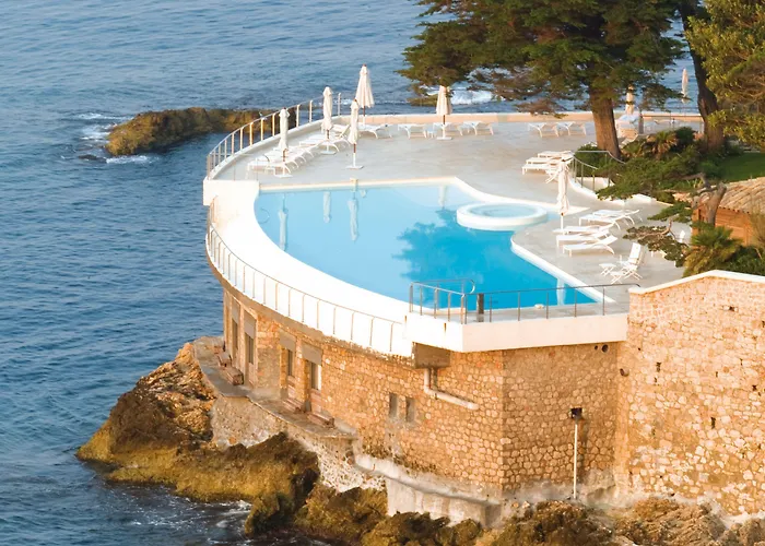 Szálloda Cap Estel Èze