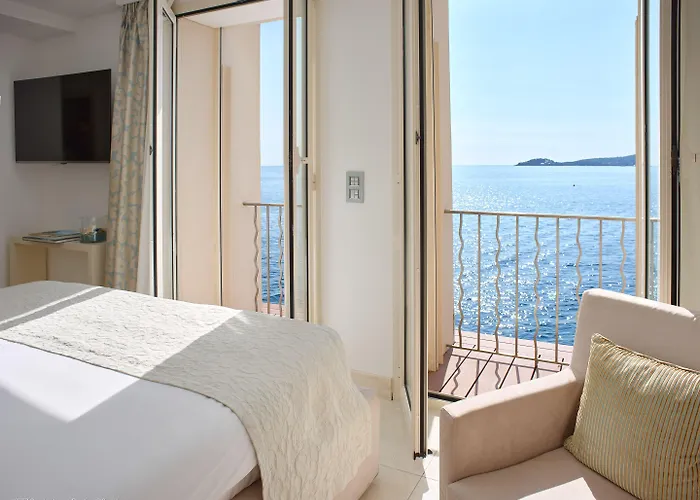 Cap Estel Szálloda 5*