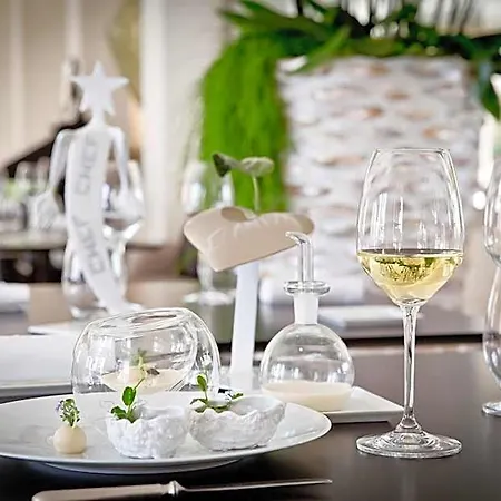 Hotel Cap Estel